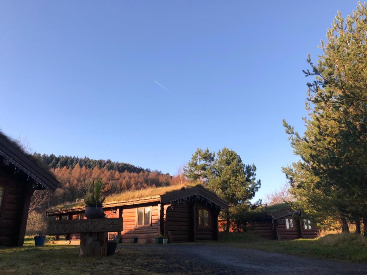 Log Home Village Ulverston Exterior foto